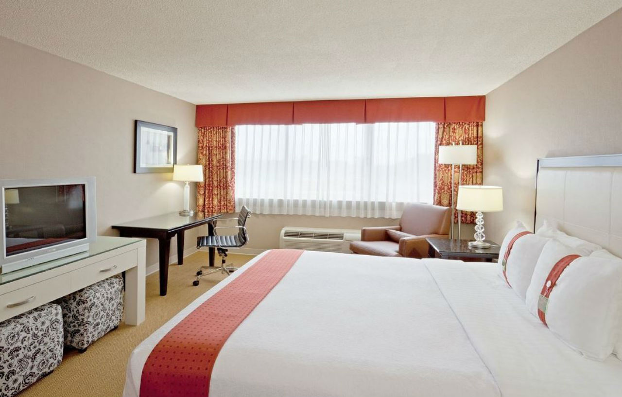 Holiday Inn & Suites Marlborough, An Ihg Hotel Dış mekan fotoğraf